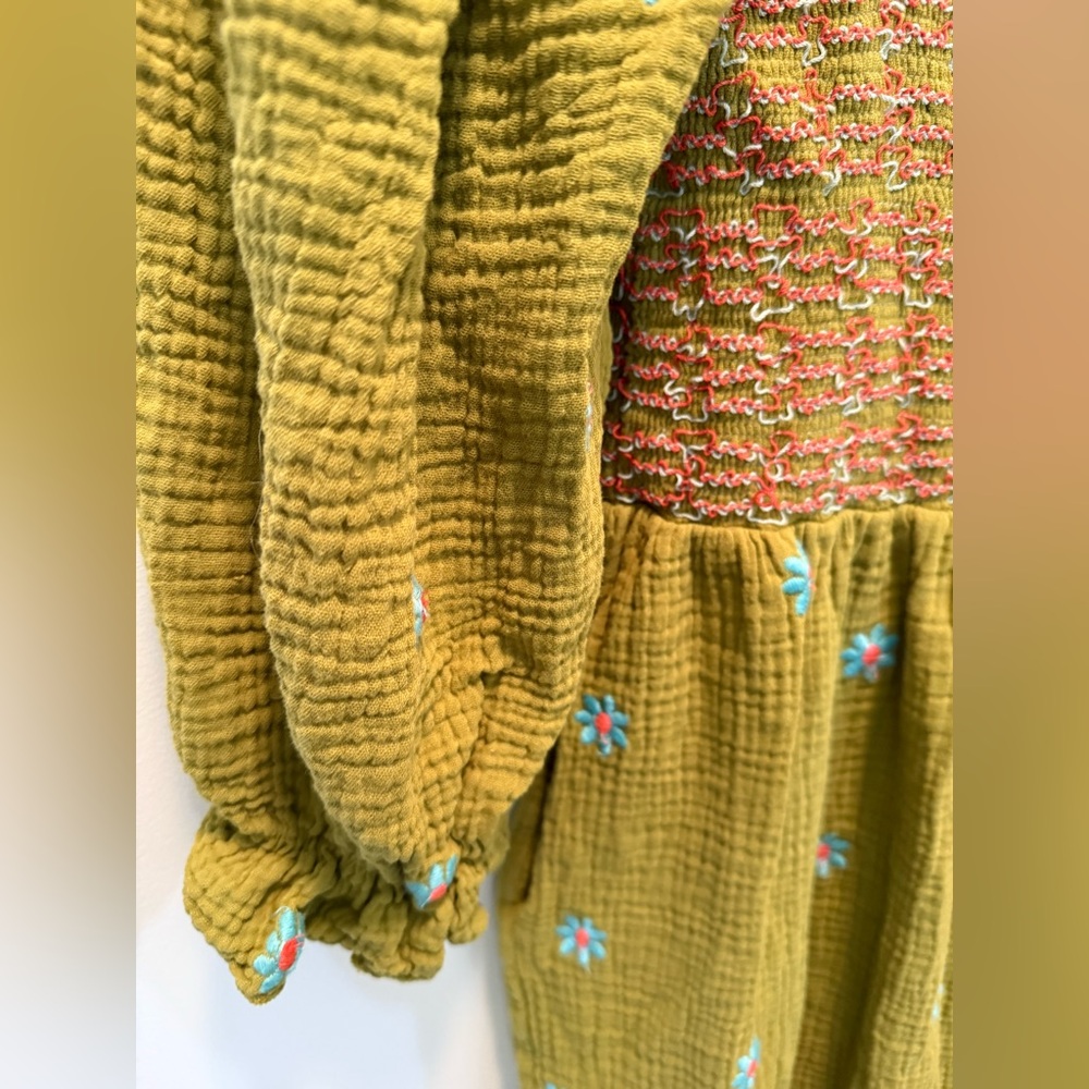 Amazon Floral Embroidered Balloon Sleeve Maxi Dress in Green - M - Picture 6 of 12
